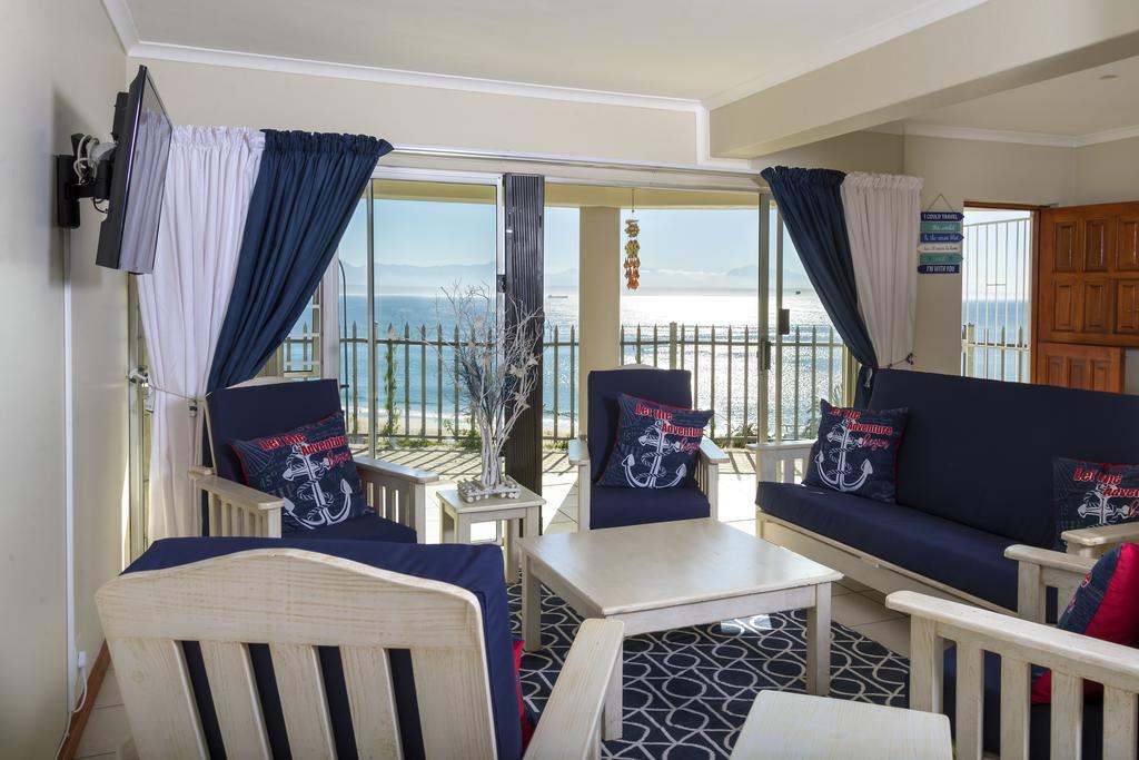The White House Apartment Mossel Bay Eksteriør billede