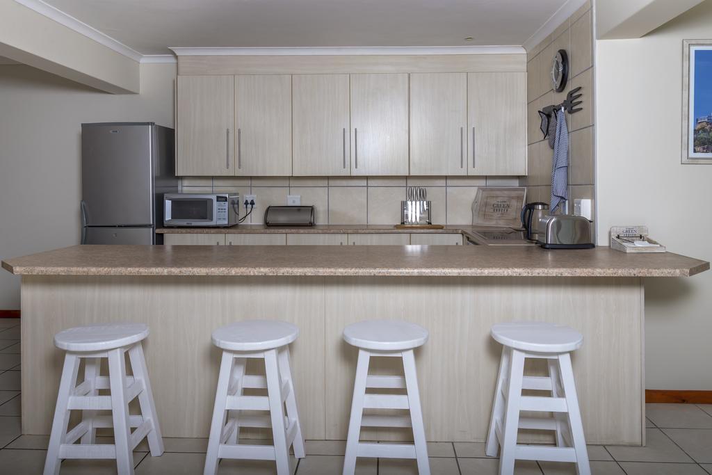 The White House Apartment Mossel Bay Eksteriør billede